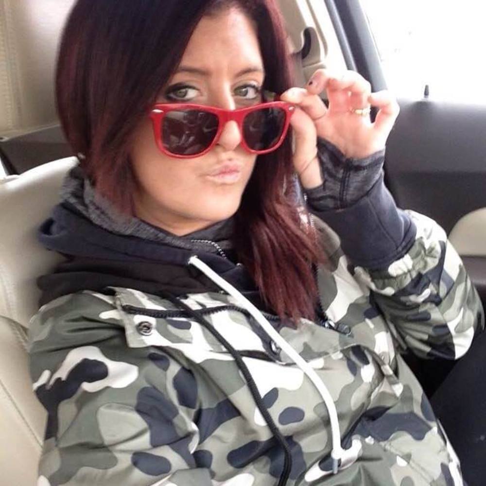 Meet your Posher, Olivia